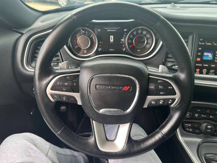 2015 Dodge Challenger R/T Plus