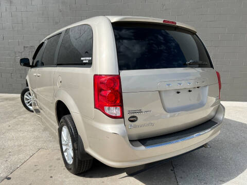2014 Dodge Grand Caravan SXT