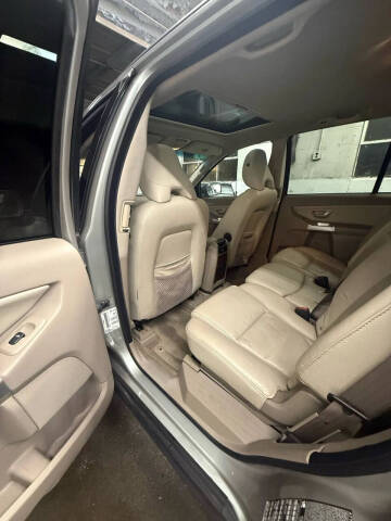 2005 Volvo XC90 2.5T