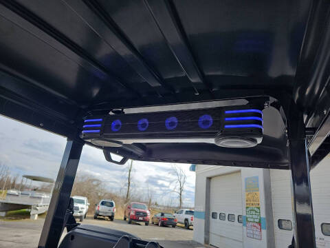 2025 Evolution Maverick 2 + 2