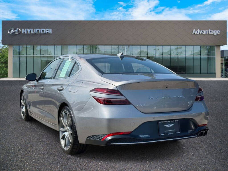 2022 Genesis G70