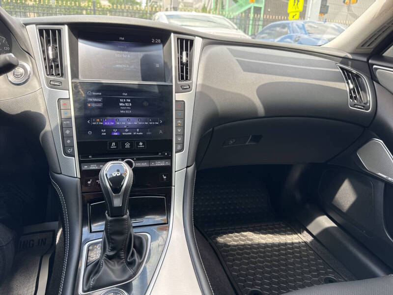 2024 Infiniti Q50 Luxe