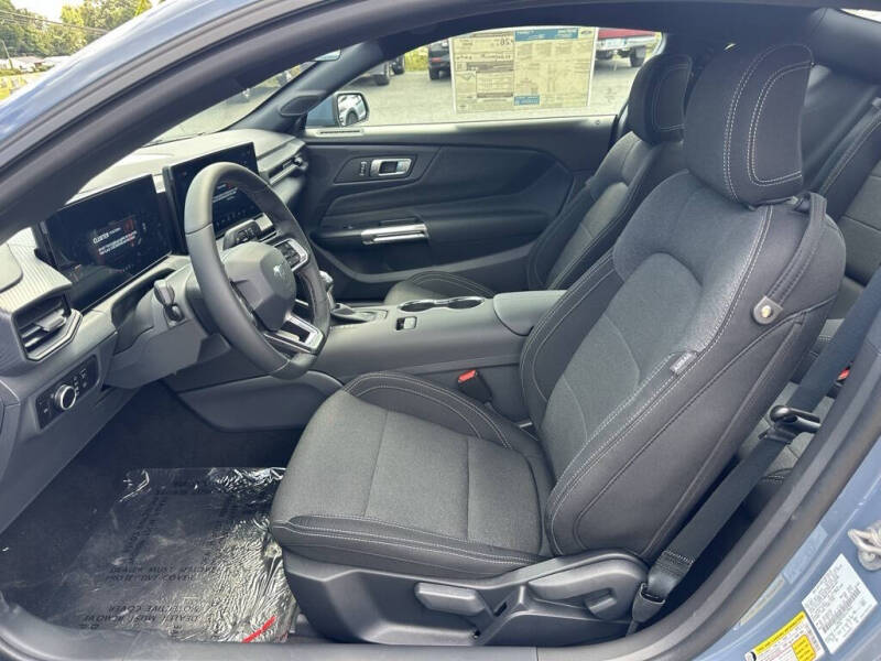 2025 Ford Mustang EcoBoost