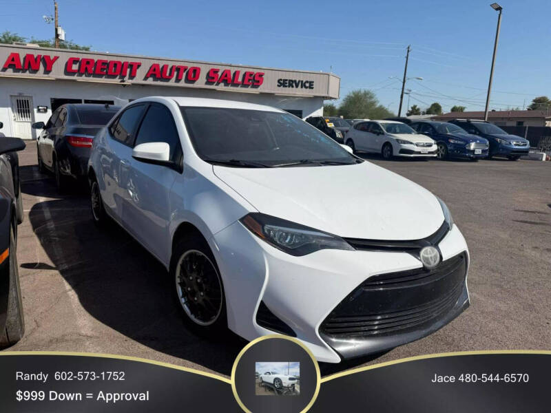 2018 Toyota Corolla LE photo 2