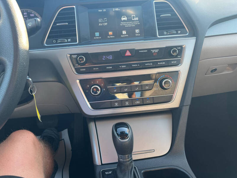 2016 Hyundai Sonata SE
