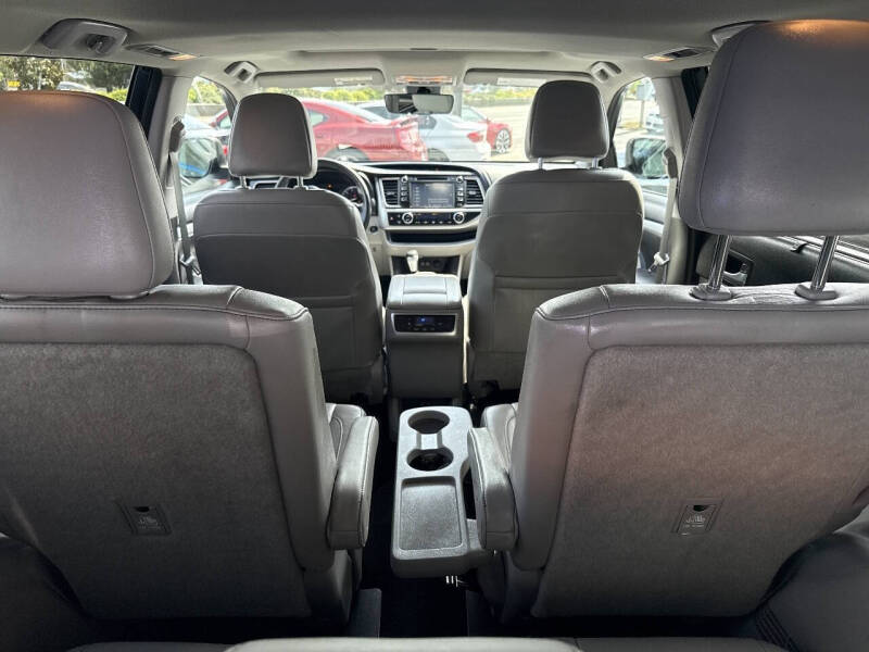 2017 Toyota Highlander XLE