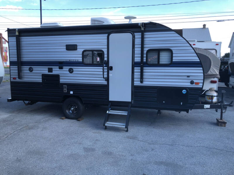 2019 Forest River Wolf Pup 16BHS for sale at Bonalle Auto Sales in Cleona PA