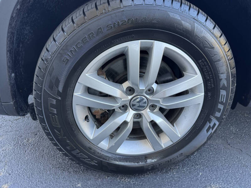 2017 Volkswagen Tiguan 2.0T S 4Motion