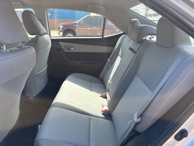 2016 Toyota Corolla LE