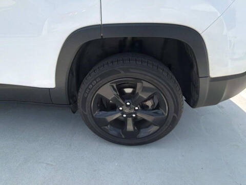 2020 Jeep Cherokee Altitude
