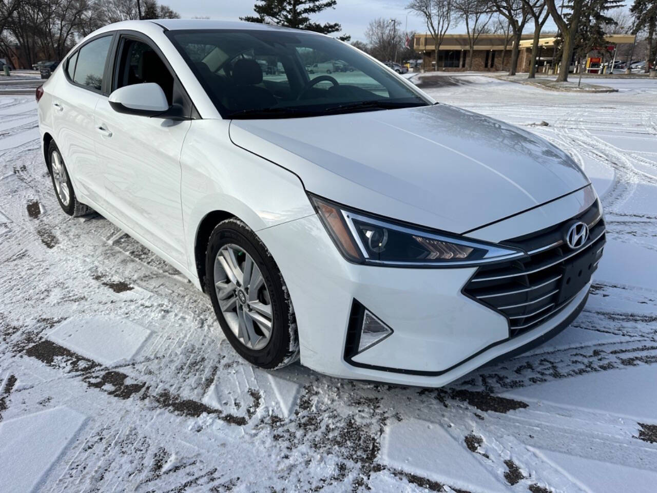 2020 Hyundai ELANTRA for sale at JUST AUTOS in MINNEAPOLIS, MN