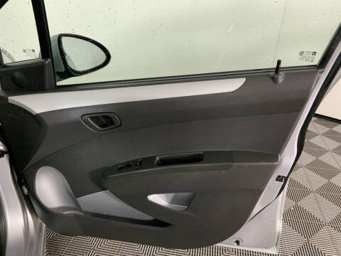 2016 Chevrolet Spark EV 2LT