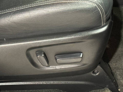 2017 Toyota Sienna SE Premium 8-Passenger