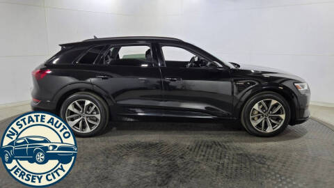 2021 Audi e-tron quattro Premium Plus