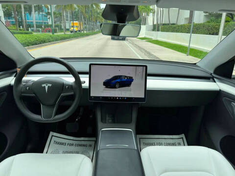 2024 Tesla Model Y Long Range