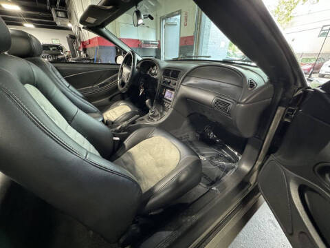 2001 Ford Mustang SVT Cobra