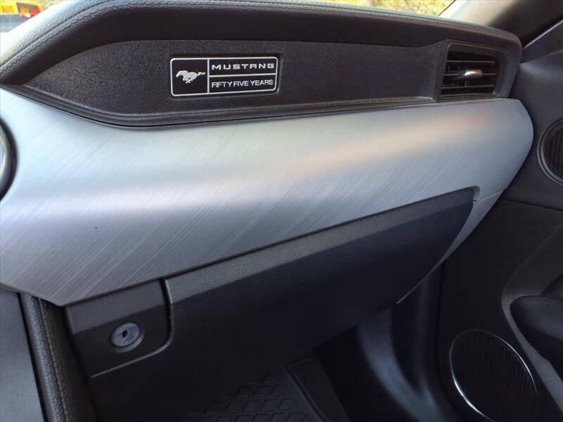 2020 Ford Mustang EcoBoost Premium