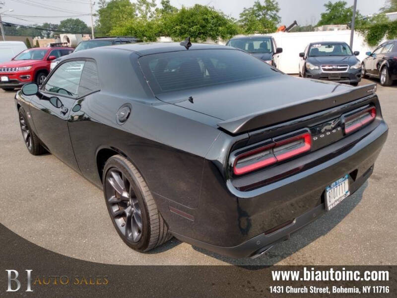 2021 Dodge Challenger