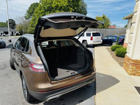 2022 Lincoln Nautilus Standard