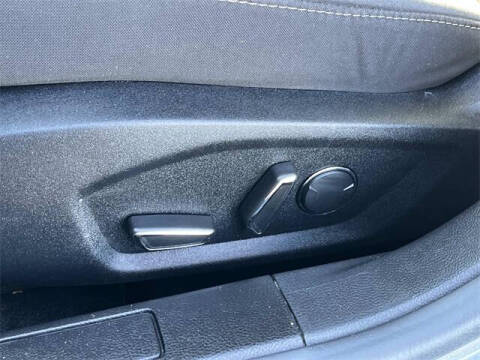 2020 Ford Fusion Hybrid SE