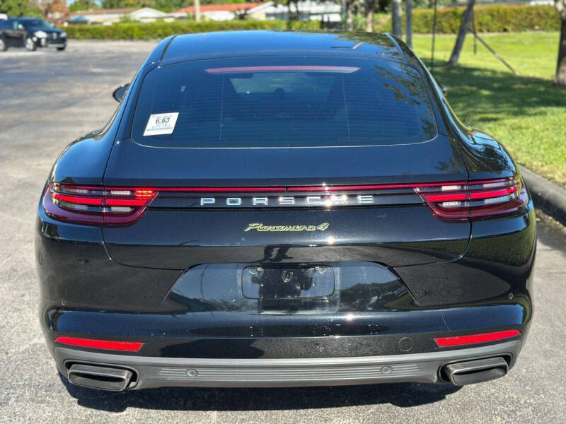 2018 Porsche Panamera 4 E-Hybrid