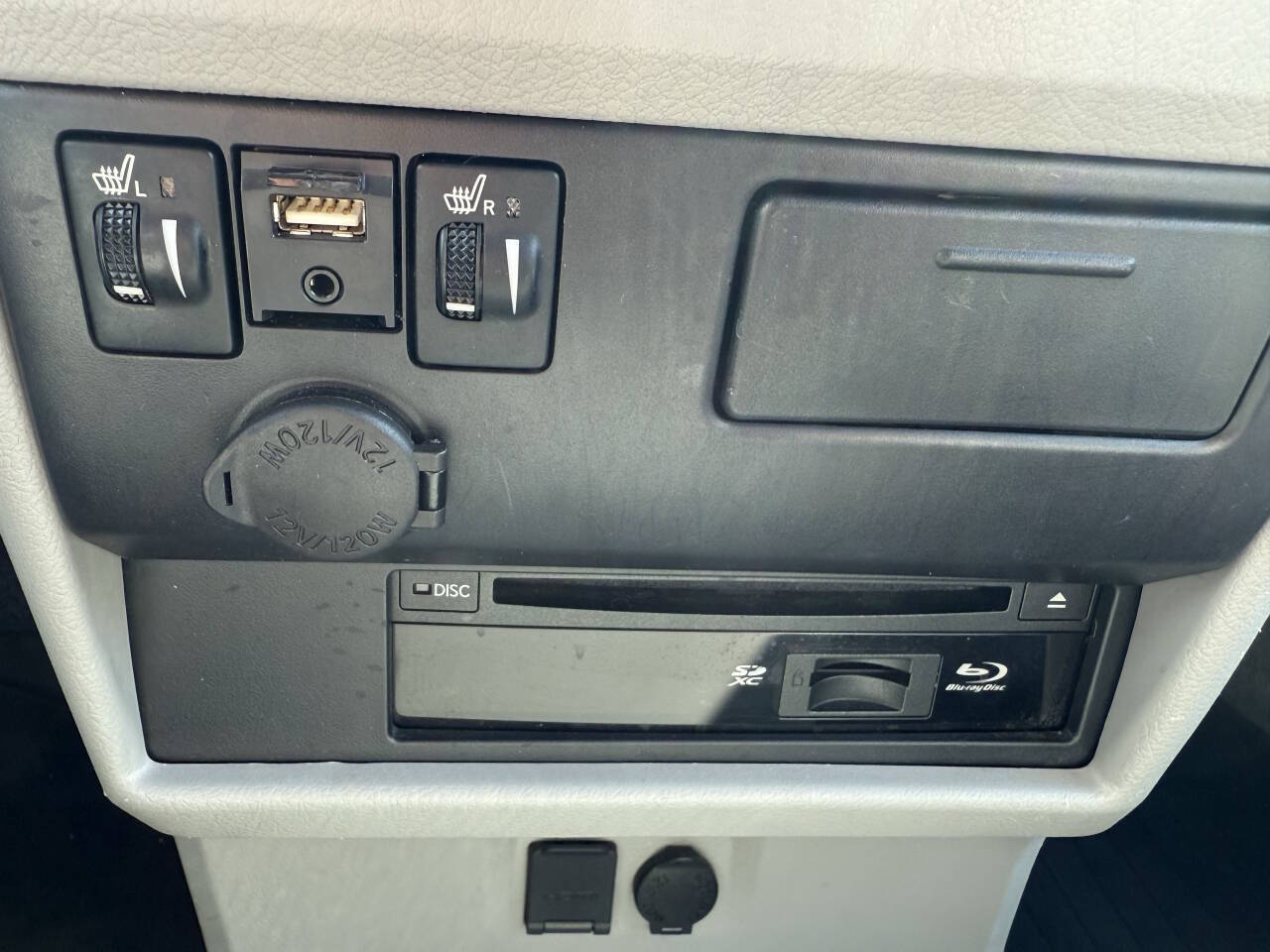 2018 Toyota Sienna XLE Premium photo 20
