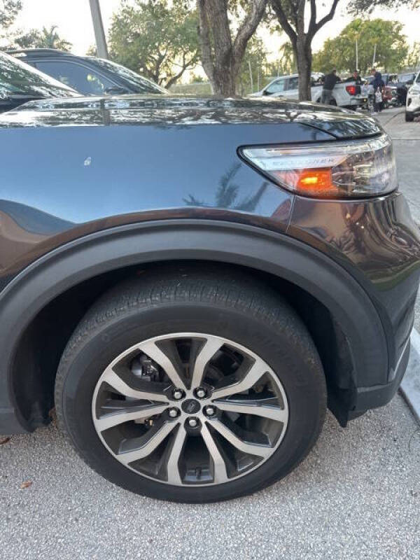 2023 Ford Explorer ST-Line