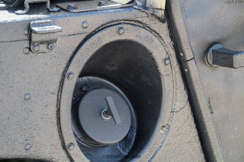 2014 AM General Hummer