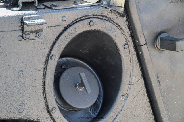 2014 AM General Hummer