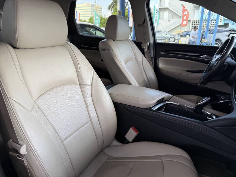 2021 Buick Enclave Essence