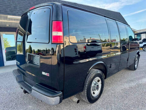 2015 GMC Savana LT 2500