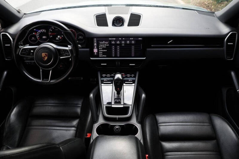 2020 Porsche Cayenne S Coupe