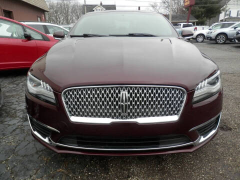 2017 Lincoln MKZ Select