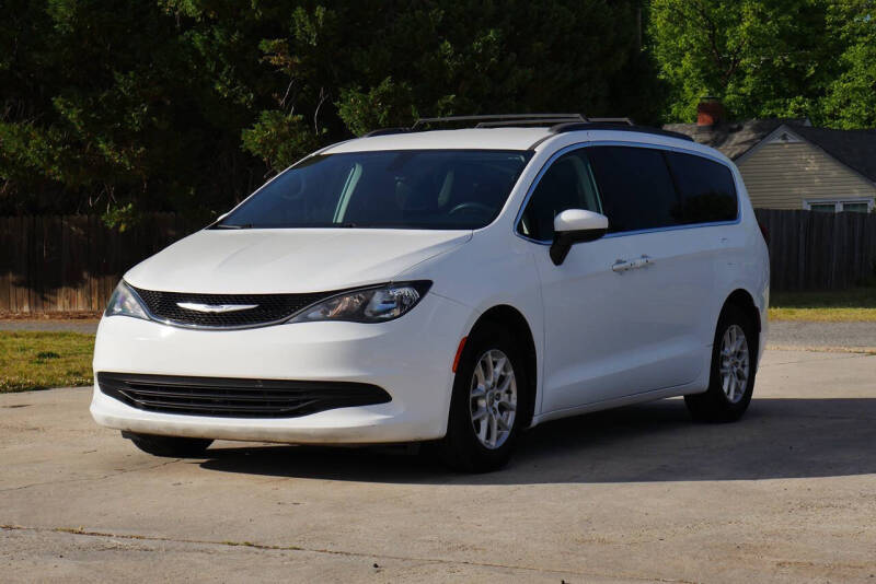 2020 Chrysler Voyager LXi