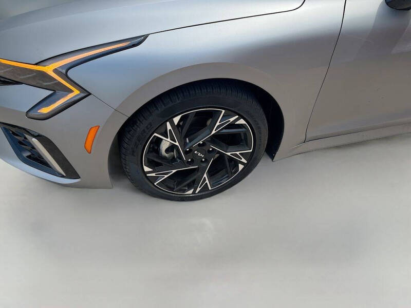 2025 Kia K5