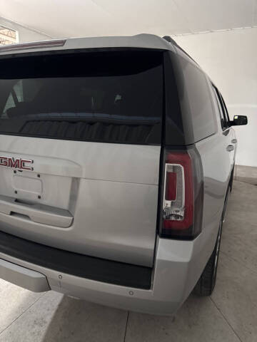 2017 GMC Yukon SLE