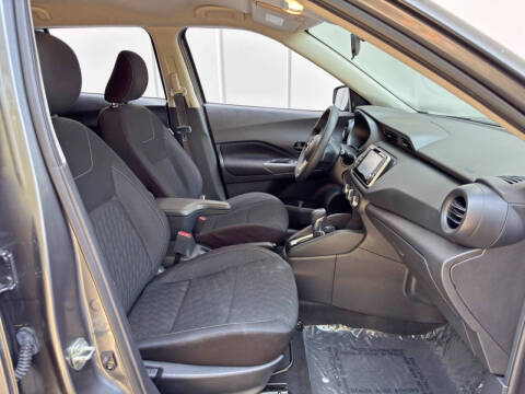 2021 Nissan Kicks S