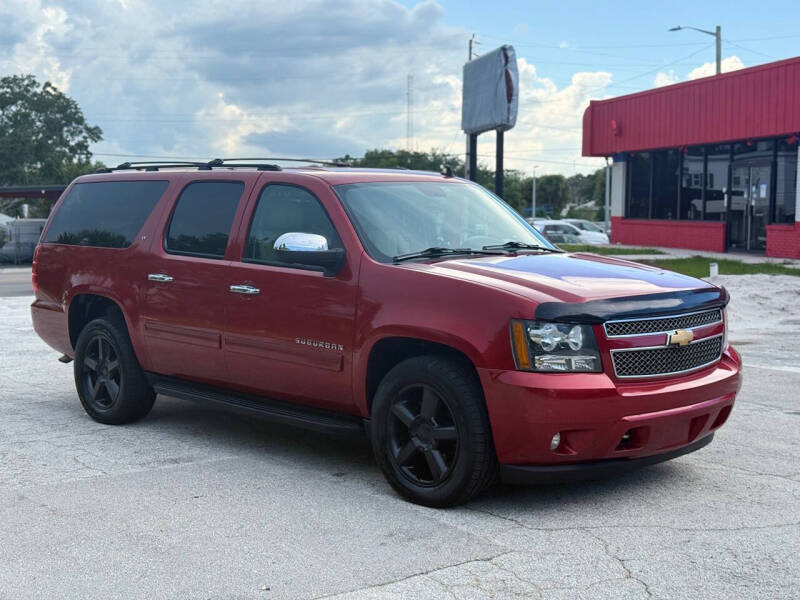 2013 Chevrolet Suburban LT