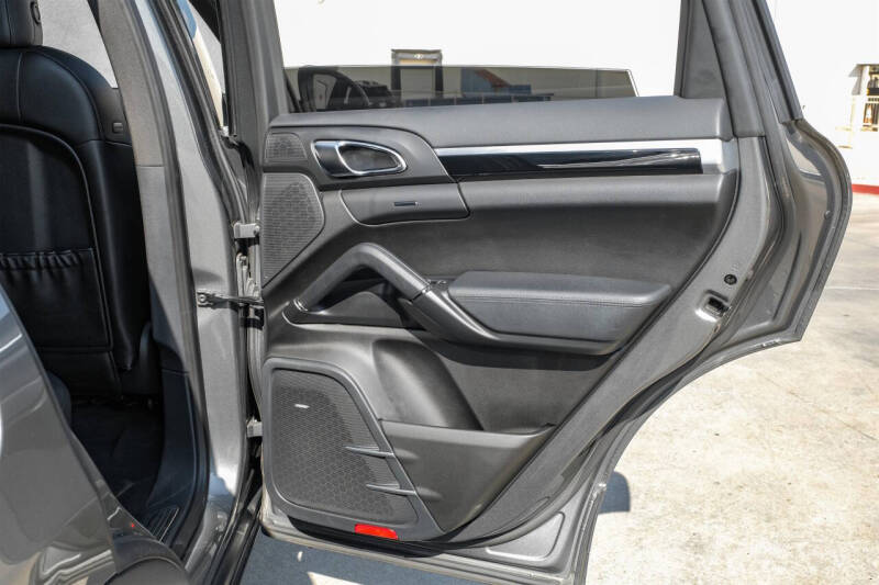 2014 Porsche Cayenne