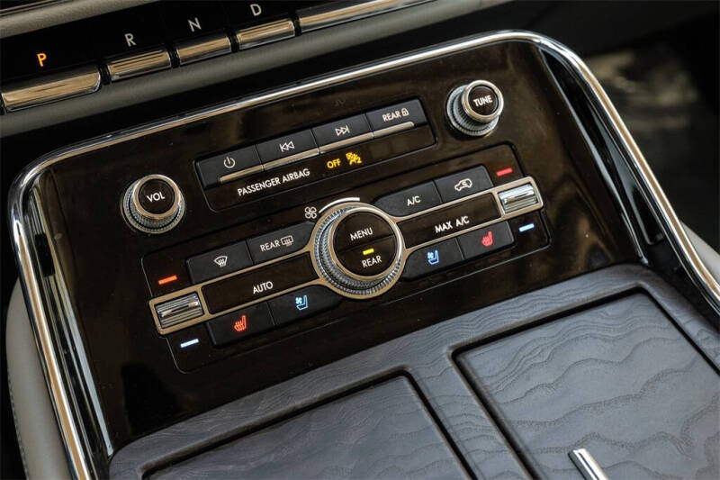 2023 Lincoln Navigator Reserve