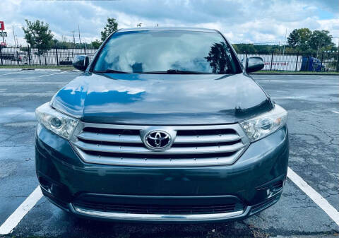 2013 Toyota Highlander for sale at BWC Automotive in Kennesaw GA