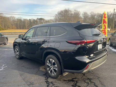 2024 Toyota Highlander Hybrid