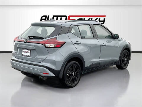 2024 Nissan Kicks SR