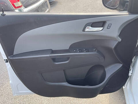 2015 Chevrolet Sonic LTZ Auto