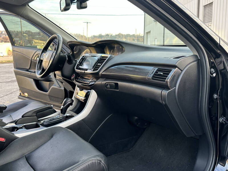 2017 Honda Accord Touring