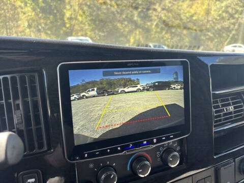 2025 Chevrolet Express 2500