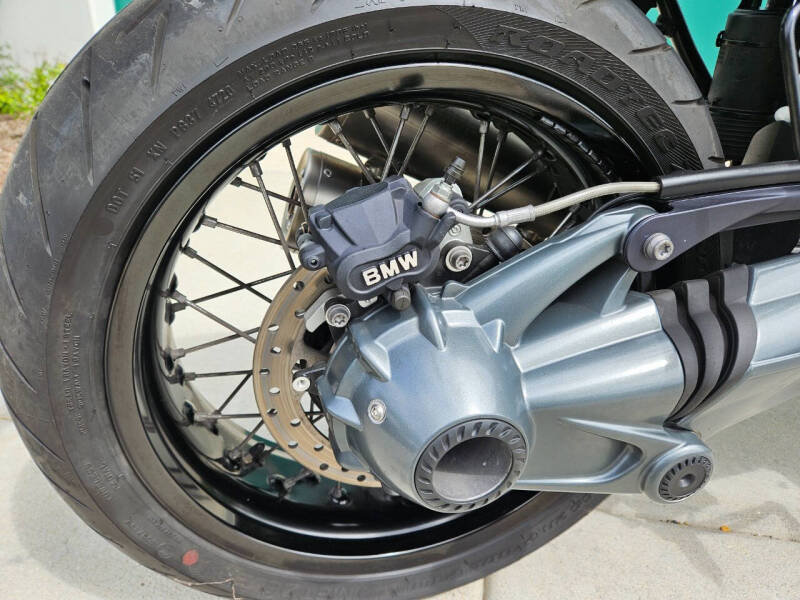 2016 BMW R NineT Base