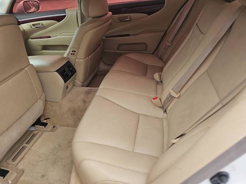 2007 Lexus LS 460