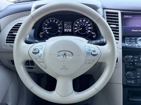 2013 Infiniti FX37