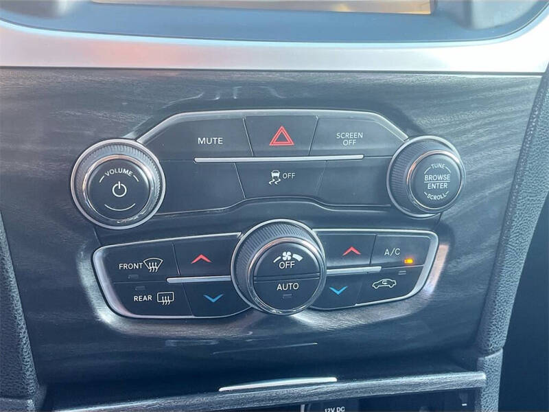 2021 Chrysler 300 Touring